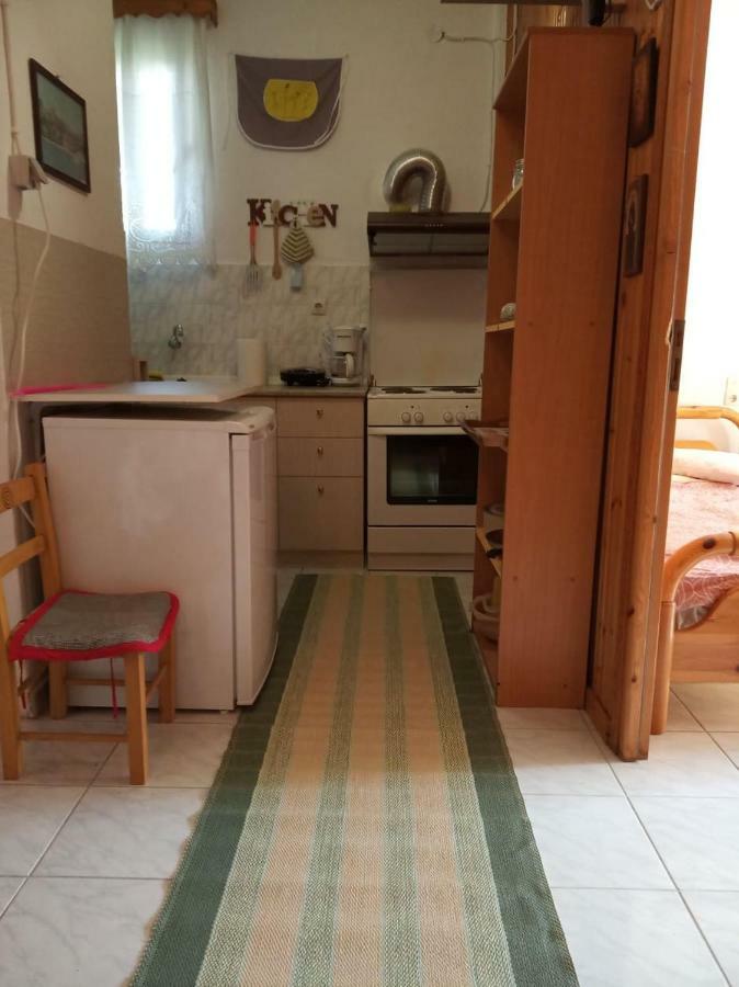 Grandma'S Apartment Калампака Экстерьер фото