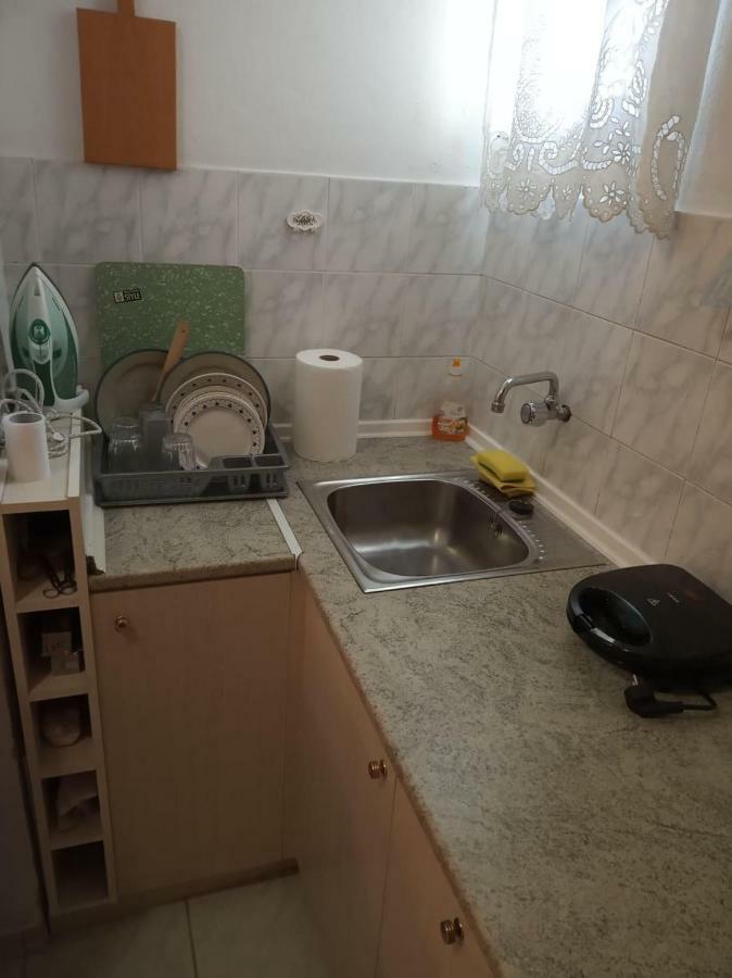 Grandma'S Apartment Калампака Экстерьер фото